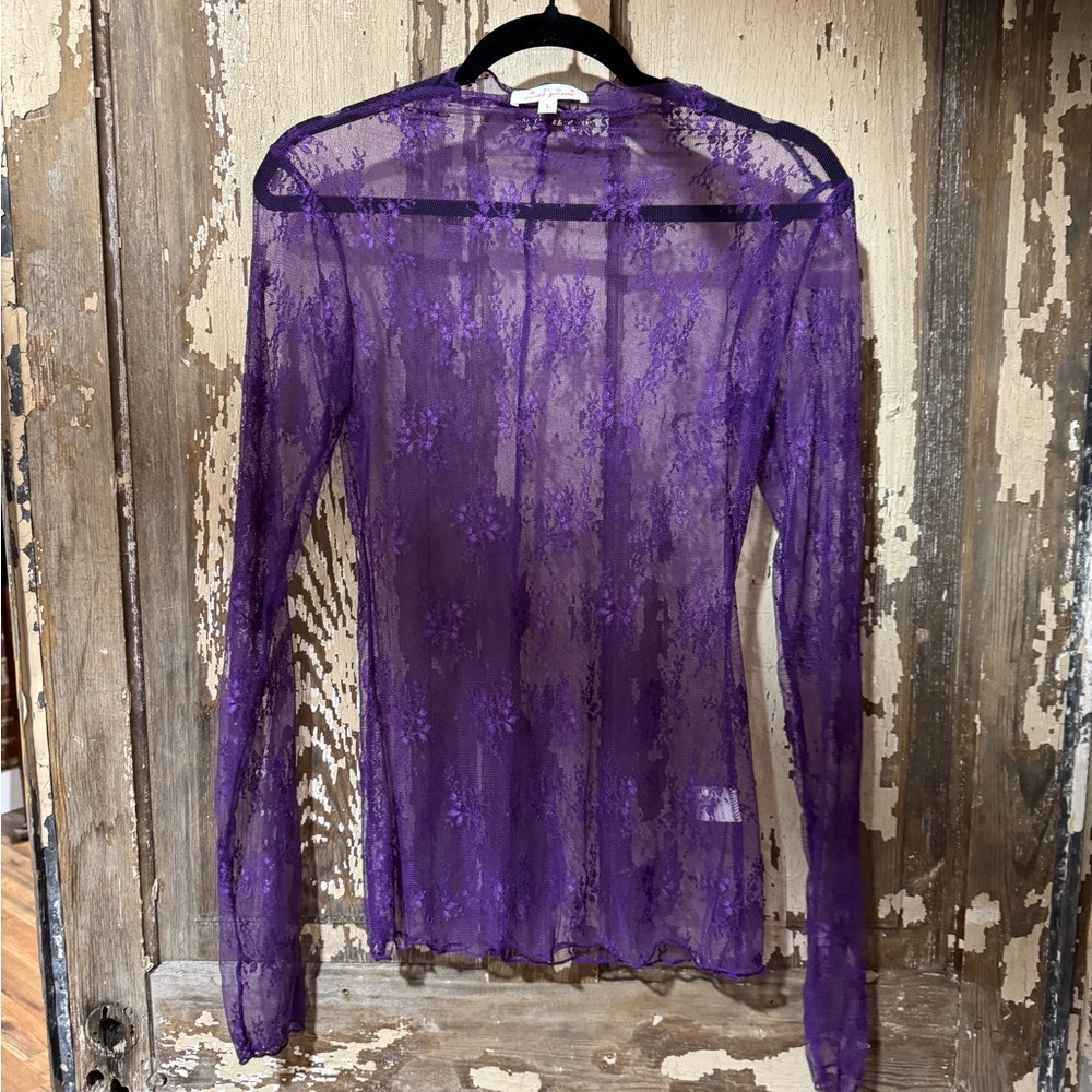 Lace layering shirt!